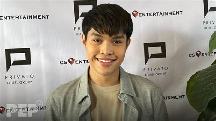 Elijah Canlas