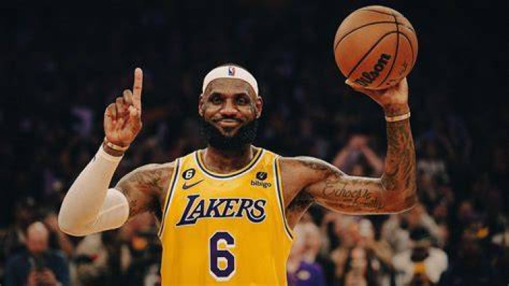 LeBron James LeBron James