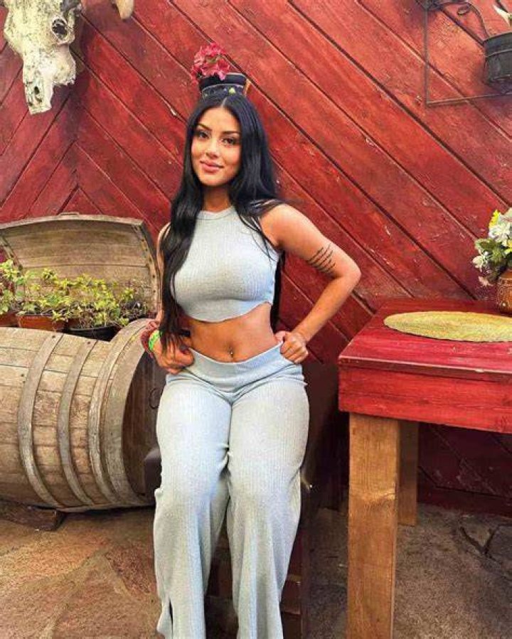 Sofia Mancilla has several tattoo's imprinted on her body.